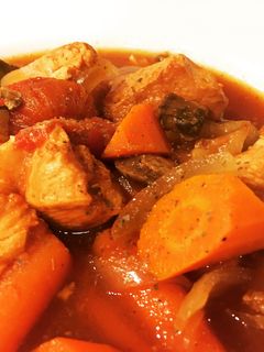 スロークッカーで作る鶏肉のトマト煮込み-レシピのメイン写真