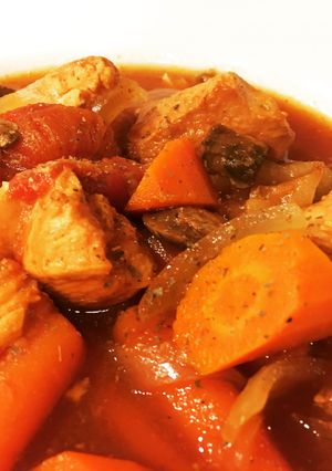 スロークッカーで作る鶏肉のトマト煮込み-レシピのメイン写真