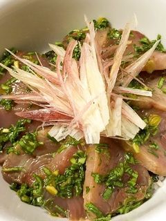 鰹のにら醤油漬け丼-レシピのメイン写真