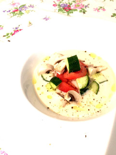 ゴロゴロ野菜とじゃがいもの冷たいスープ-レシピのメイン写真