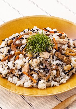 ひじき煮リメイク♪お手軽チャーハン-レシピのメイン写真