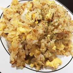 รูปของ しらすとツナの簡単炒飯