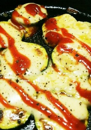 簡単ジューシー！ズッキーニのチーズ焼き！-レシピのメイン写真