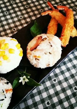 時短エビフライ添え3種のおこわ-レシピのメイン写真