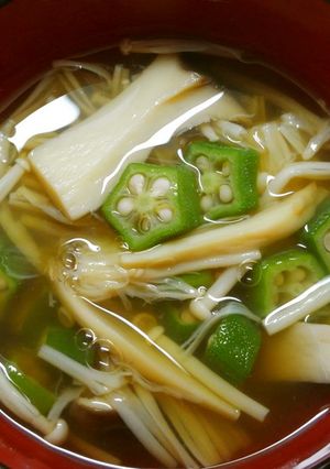 簡単♪オクラとエリンギ えのきのお吸い物-レシピのメイン写真
