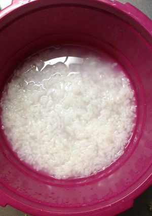離乳食:マイヤー電子レンジ圧力鍋で五分粥-レシピのメイン写真