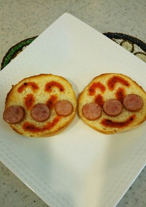簡単♪準備１分♪アンパンマンピザトースト-レシピのメイン写真