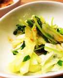 ☆5分副菜キャベツと豆苗の蒸し炒め