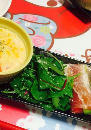 ココットで可愛い☆鮭とトマトのグラタン-レシピのメイン写真