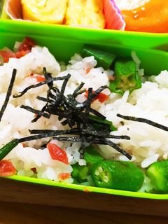 梅おくらの混ぜごはん-レシピのメイン写真