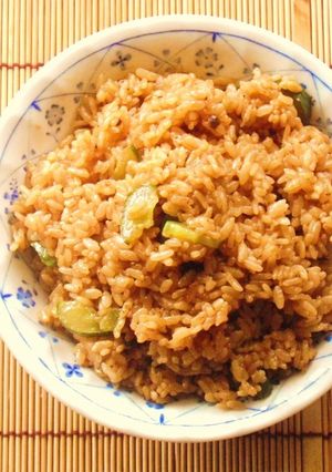 黒にんにく味噌の炊き込みチャーハン♪-レシピのメイン写真