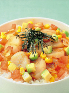 ホタテとアボカドの洋風丼-レシピのメイン写真