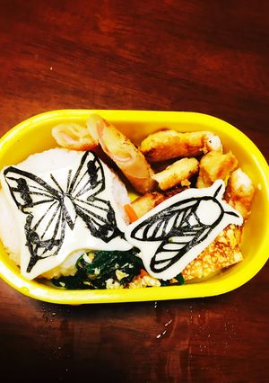 キャラ弁 アゲハ蝶&セミ-レシピのメイン写真