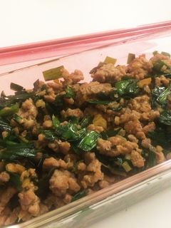 にら鶏そぼろ-レシピのメイン写真