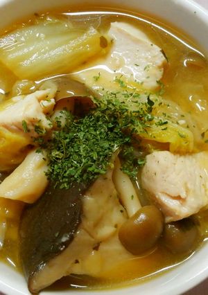 きのこと白菜 鶏むね肉のコンソメ醤油煮♪-レシピのメイン写真