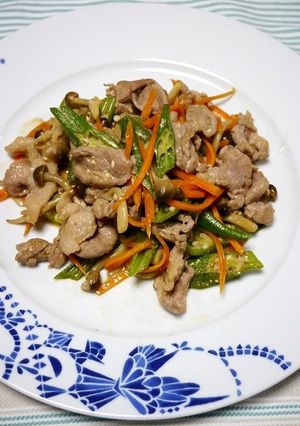 簡単！オクラの肉野菜炒め(マヨ醤油)-レシピのメイン写真
