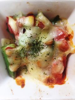 オクラとトマトのチーズ焼き-レシピのメイン写真