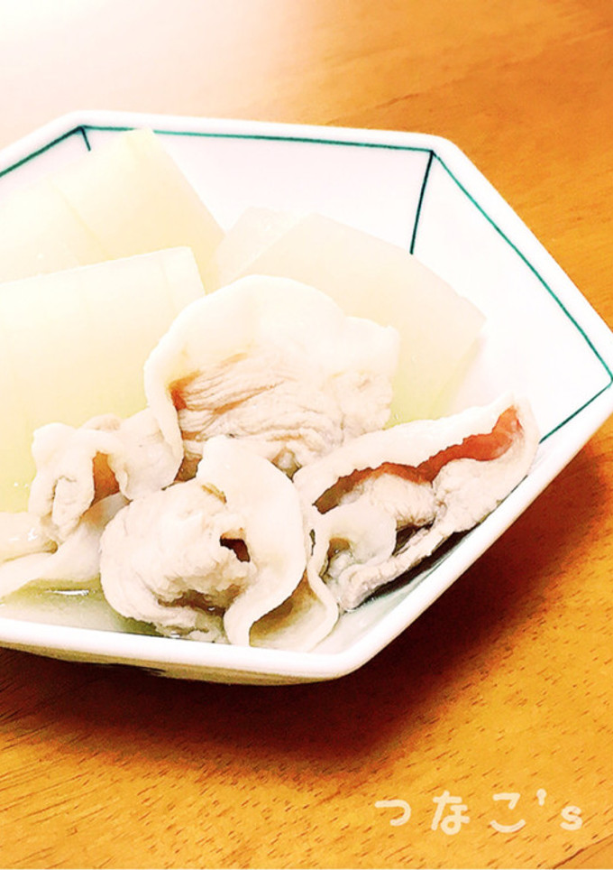 調味料は白だしのみ！豚肉と冬瓜の煮物-レシピのメイン写真