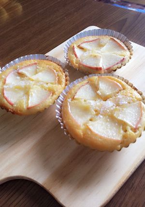 りんごのせカップケーキ-レシピのメイン写真