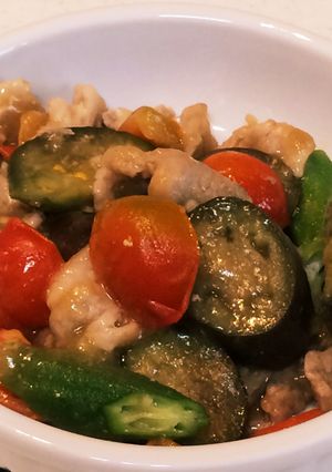 豚肉で夏バテ対策！夏野菜と豚肉の中華炒め-レシピのメイン写真