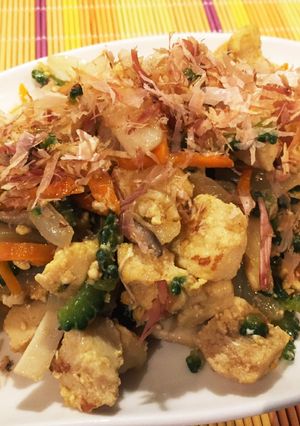 栄養満点☆高野豆腐で作るゴーヤチャンプル-レシピのメイン写真