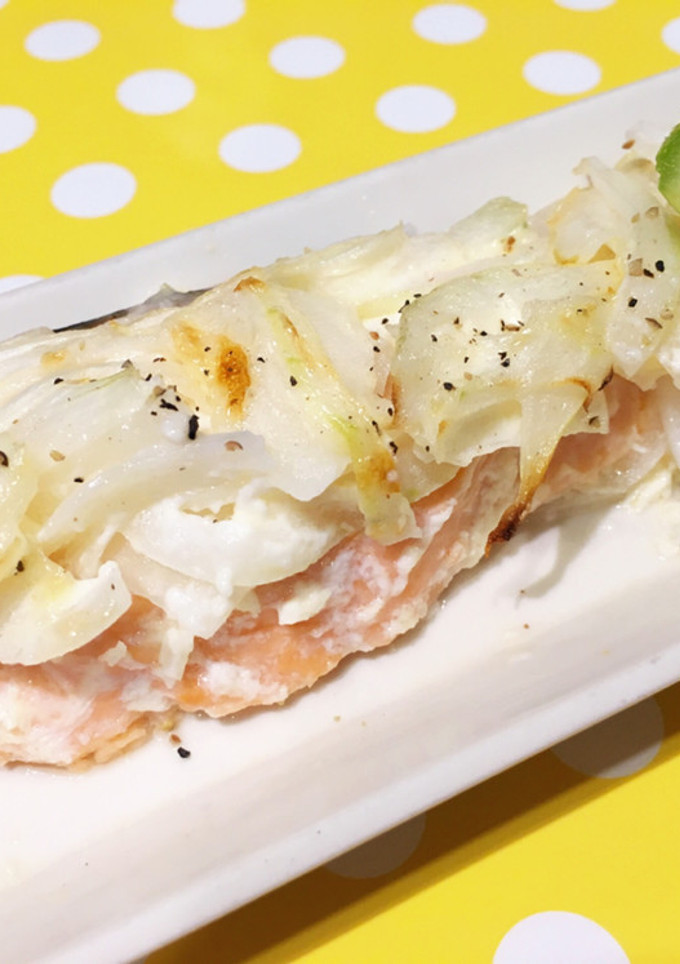 玉ねぎジューシー☆鮭のマヨネーズ焼き-レシピのメイン写真