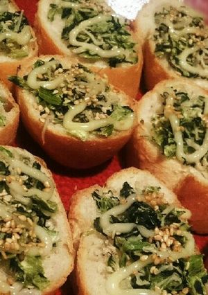 ミニピザバゲット♪野沢菜しらすのせ-レシピのメイン写真