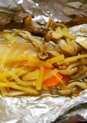 フライパンで簡単タラとキノコのホイル蒸し-レシピのメイン写真
