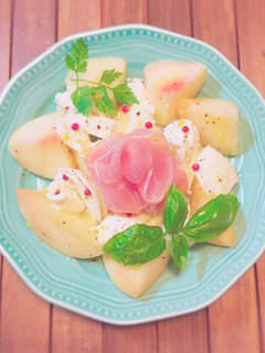 桃モッツァレラ♡と生ハム♪-レシピのメイン写真