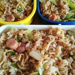 รูปของ 簡単！困った時のそば飯