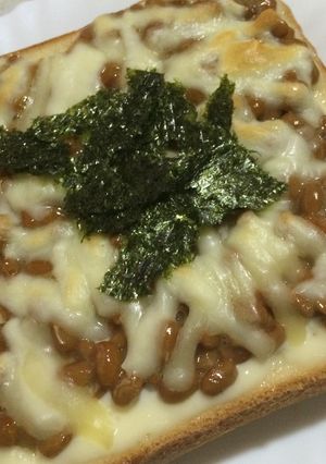 納豆トースト♬*.+゜-レシピのメイン写真