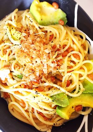 納豆アボカドクリーミーパスタ-レシピのメイン写真