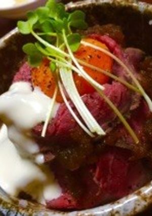 贅沢気分なローストビーフ丼-レシピのメイン写真