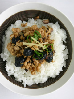 簡単黒豆のそぼろ煮-レシピのメイン写真