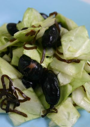 簡単黒豆とキャベツの塩昆布あえ-レシピのメイン写真