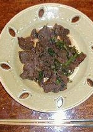 春菊と牛肉の炒め物-レシピのメイン写真