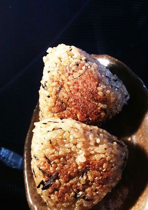 型崩れ知らず♪焼きおにぎり(ごまひじき)-レシピのメイン写真