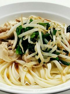 ニラもやし炒めうどん-レシピのメイン写真