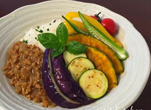 パパッと簡単♡夏野菜たっぷりキーマカレー-レシピのメイン写真