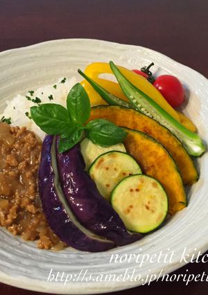 パパッと簡単♡夏野菜たっぷりキーマカレー-レシピのメイン写真