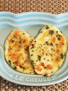 離乳食中期〜✨野菜と豆腐の粉チーズおやき-レシピのメイン写真