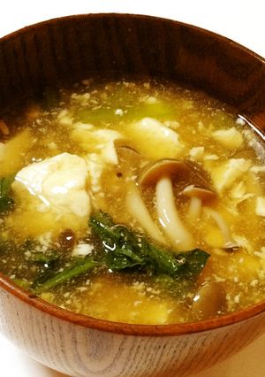 おぼろ豆腐とブナシメジの汁物-レシピのメイン写真