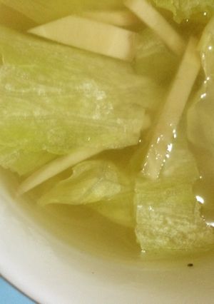 ほぼ無塩 生姜とレタスのスープ-レシピのメイン写真