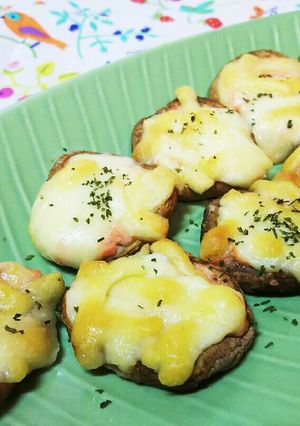 おつまみに♪椎茸の明太マヨチーズ焼き-レシピのメイン写真