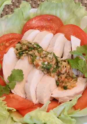 蒸し鶏の薬味中華だれ❀パクチー 風味❀-レシピのメイン写真