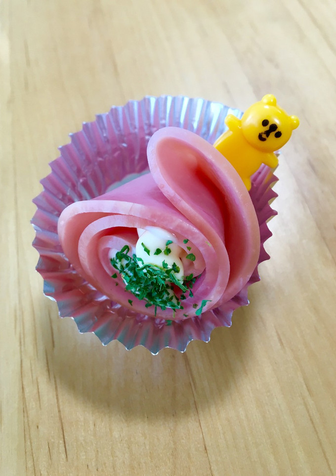 お弁当の隙間に♫簡単マヨinハム巻き♫-レシピのメイン写真