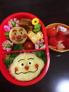 キャラ弁☆辛さ0倍!カレーパンマン弁当♪-レシピのメイン写真