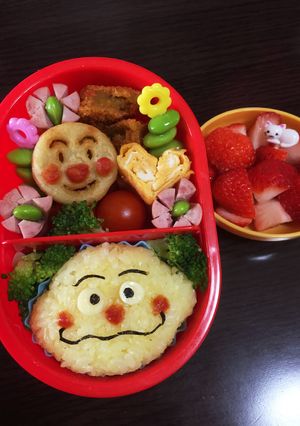 キャラ弁☆辛さ0倍！カレーパンマン弁当♪-レシピのメイン写真