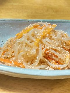 簡単美味♪しらたきと人参の明太バター炒め-レシピのメイン写真