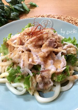 ピリ辛ゴマだれ☆冷しゃぶサラダうどん-レシピのメイン写真